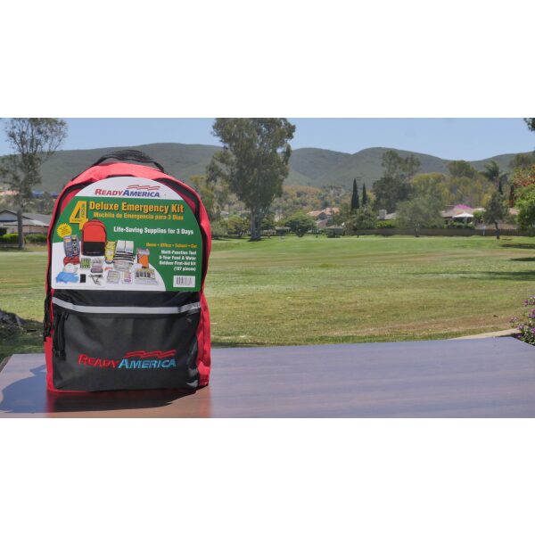 4 Person Deluxe Emergency Kit (3 Day Backpack) - Image 9